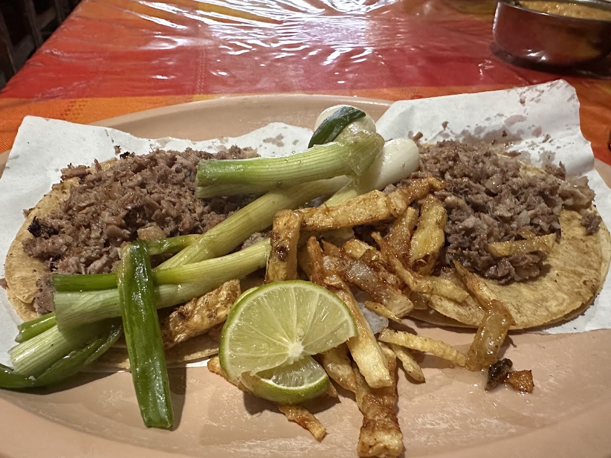 Tacos 'El Viajero' Photo 5