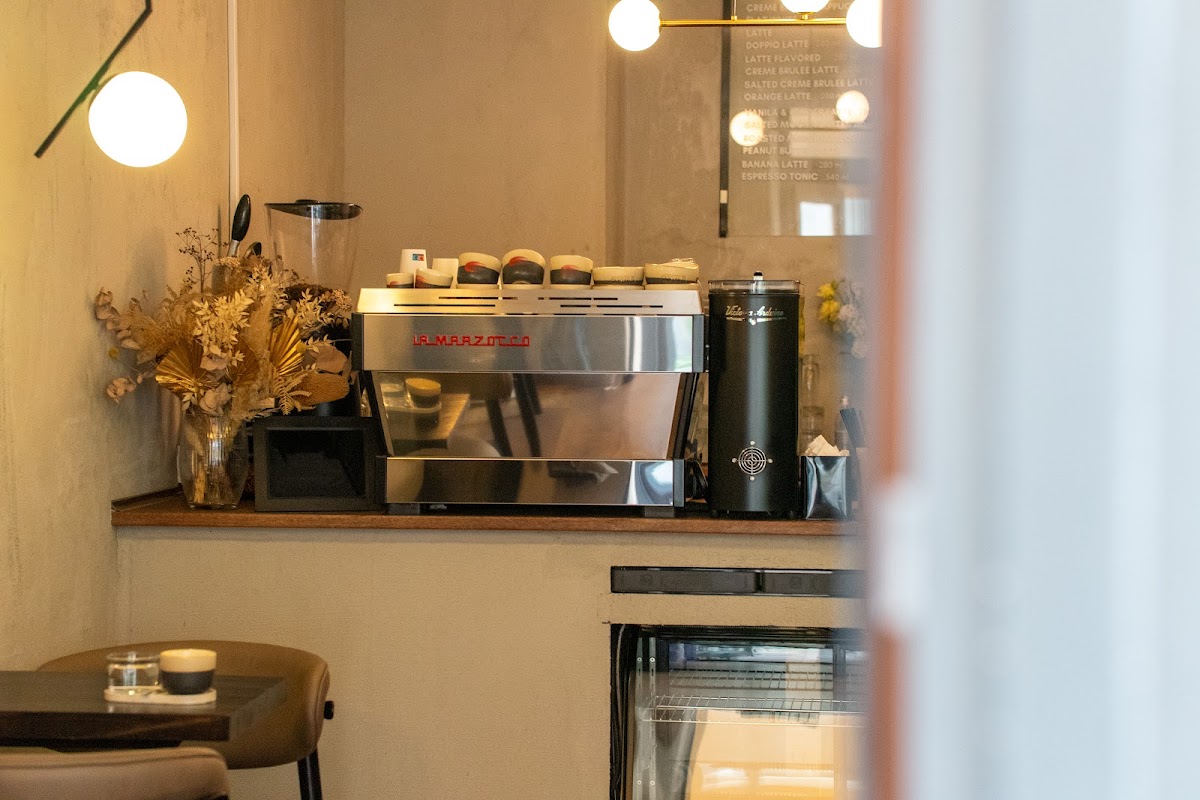 Spezia Coffee & Bistro