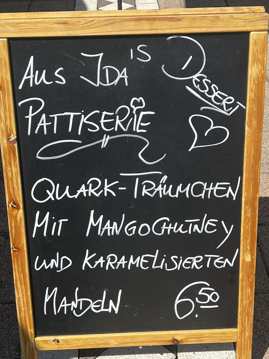 TINYS - Das Restaurant am Königsbruch Photo Menu 2
