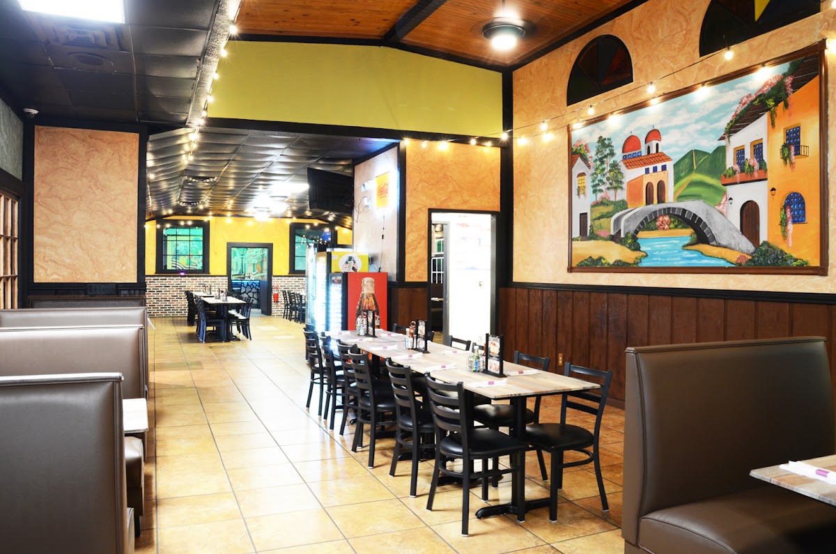 Mex House Restaurant & Grill Photo 10