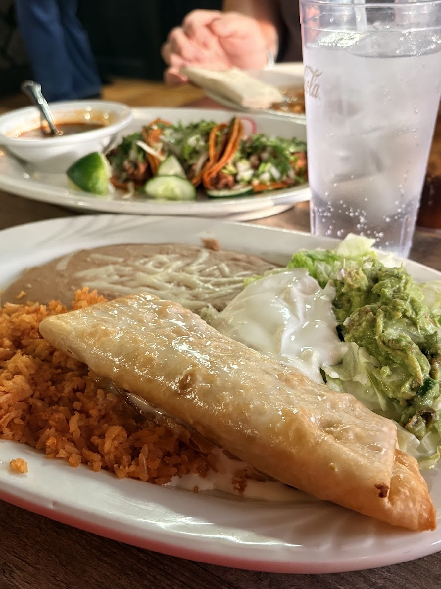 Mex House Restaurant & Grill Photo 4
