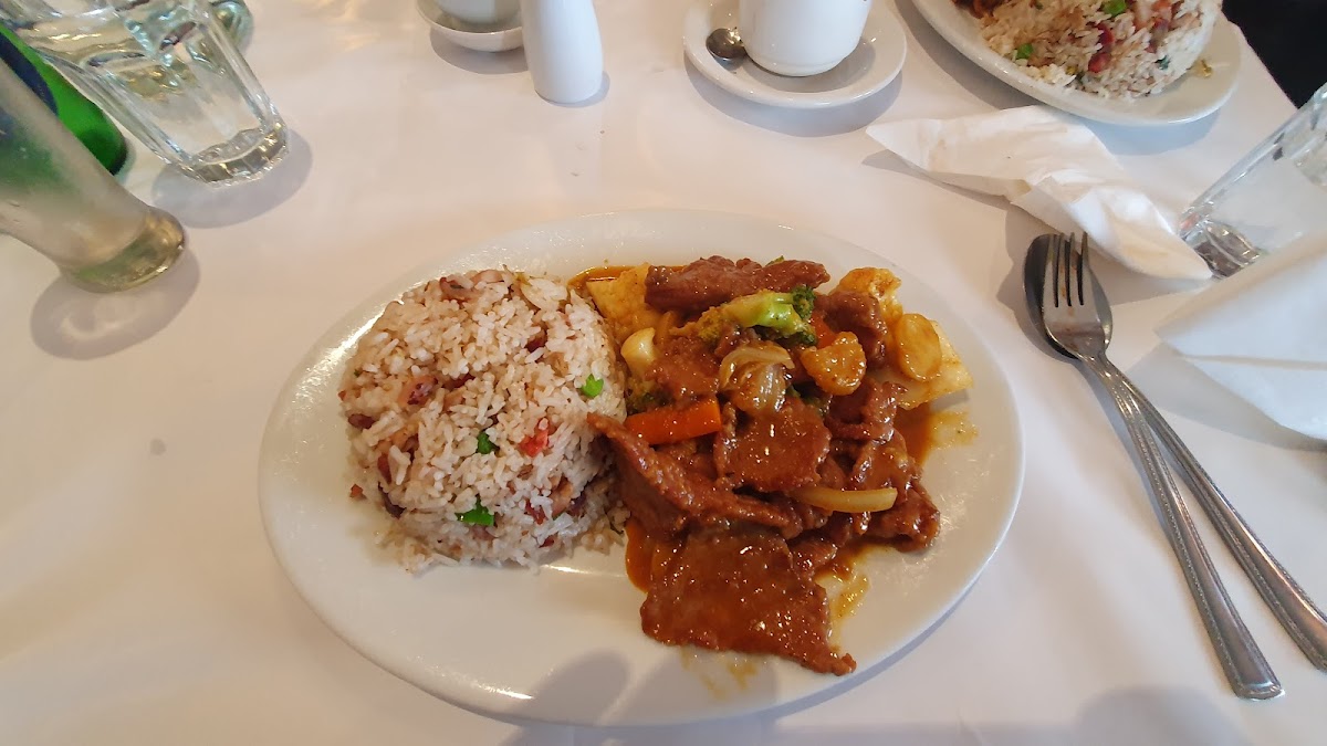Rainbow Palace Chinese Restaurant Photo 6
