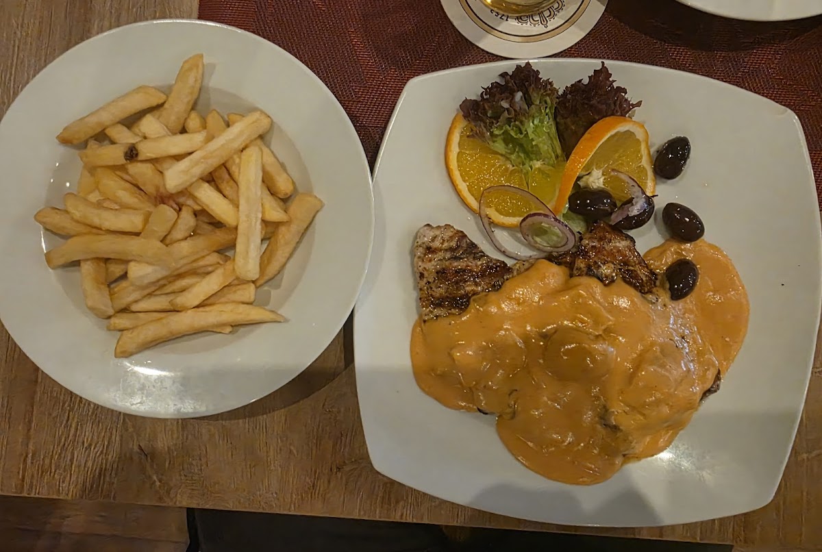 Grill Taverne Athos Düsseldorf Photo 2
