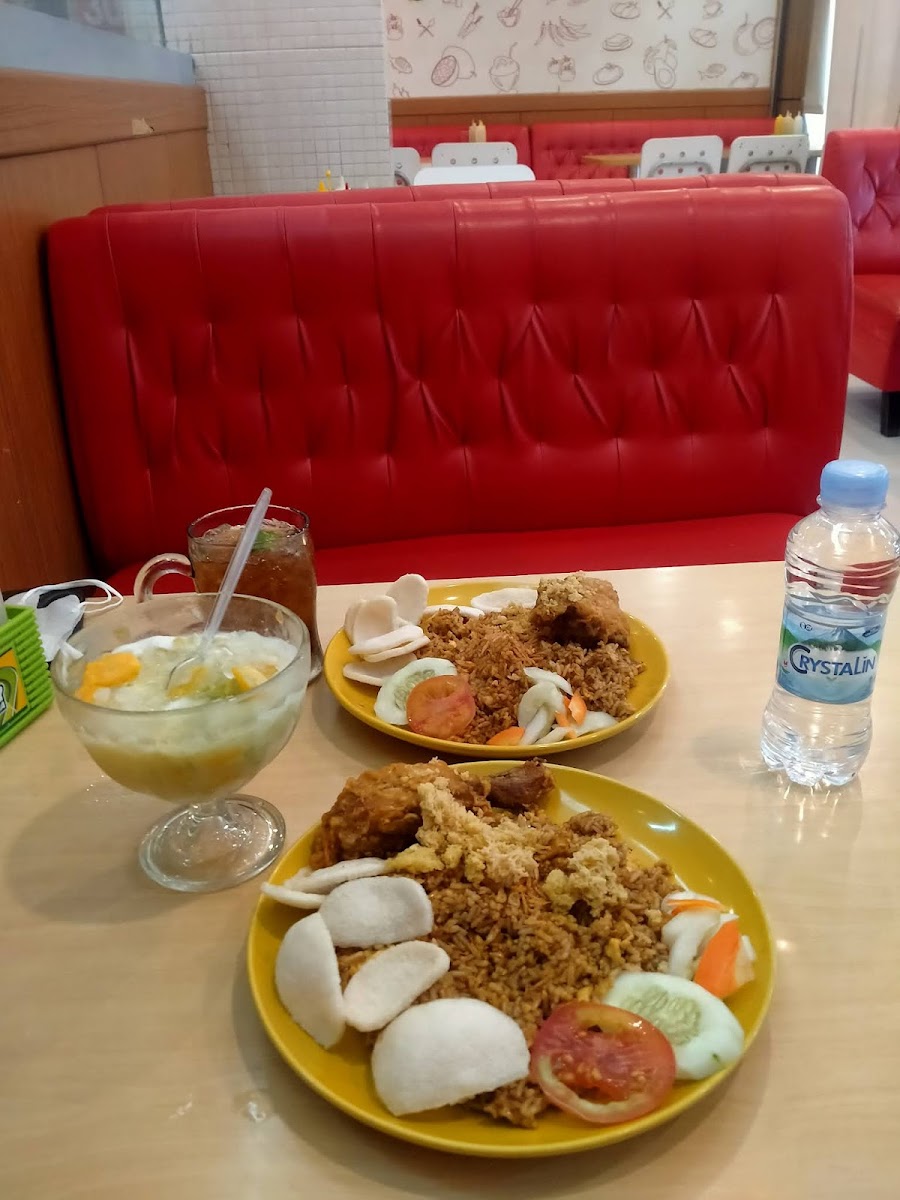 Es Teler 77, Binjai Supermall Photo 9