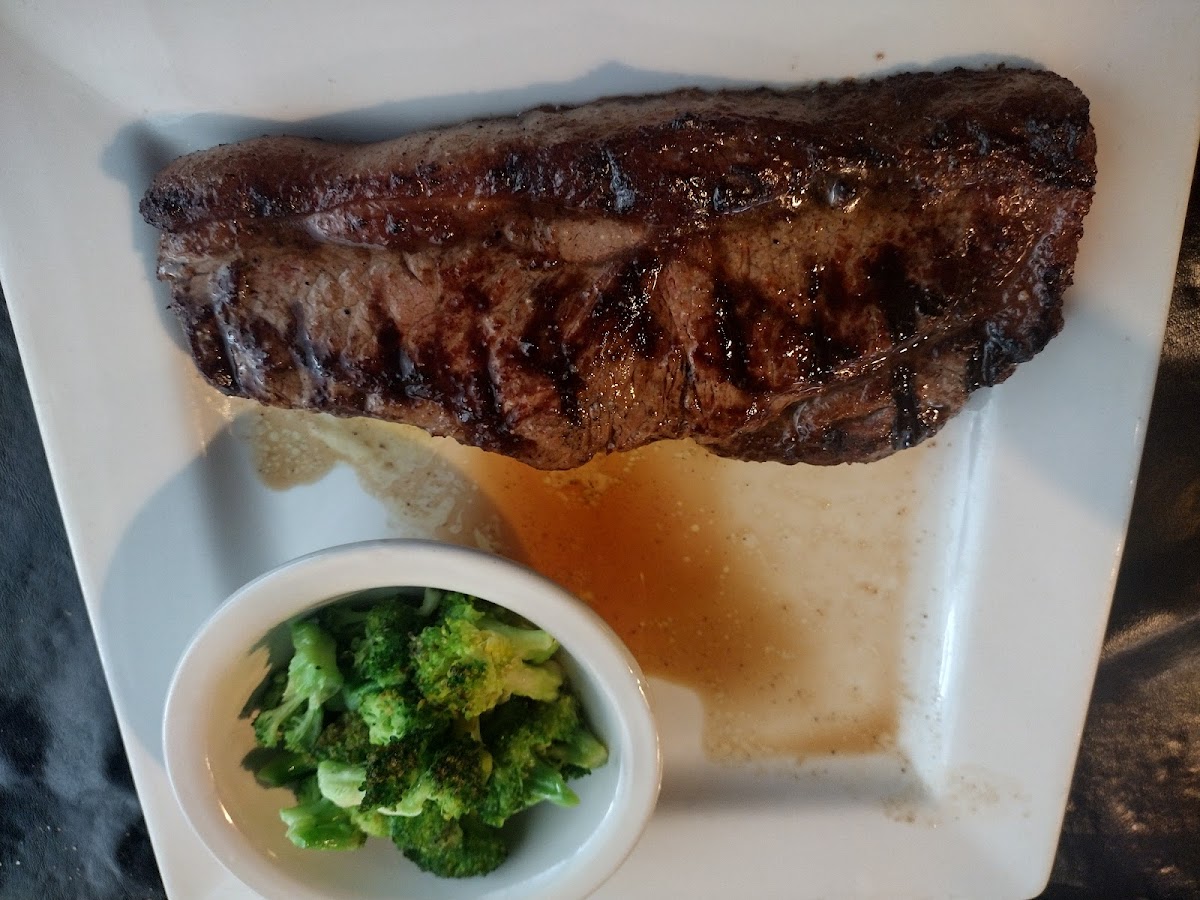 Prime 606 Steakhouse Photo 6