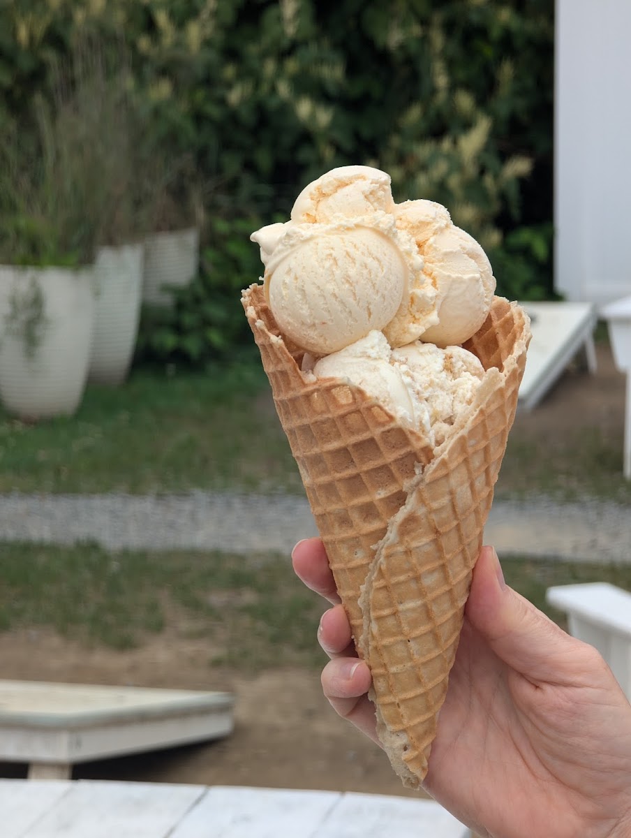 Clemmie’s Homemade Ice Cream Photo 8