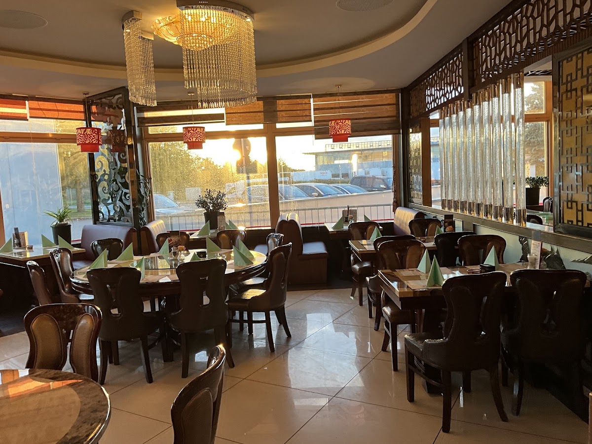 Asia XX-Lucky Restaurant Photo 4