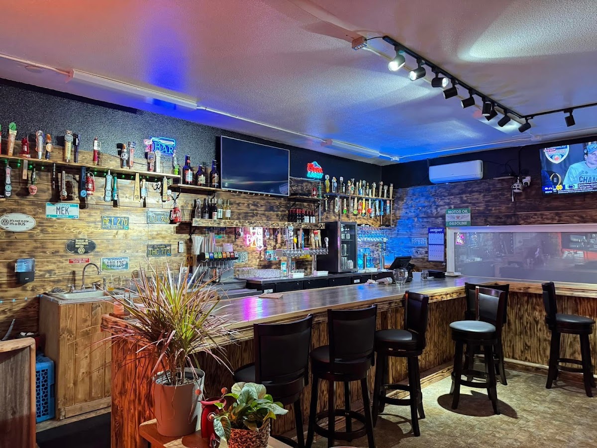 Pete’s Bar and Grill