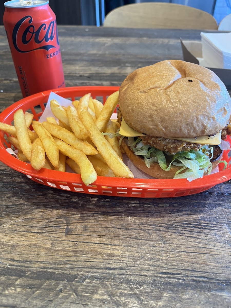 Hungry Cow Woodfire Pizzeria & Burgers Photo 4