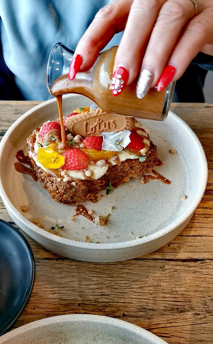 Hungry Cow Woodfire Pizzeria & Burgers Photo 8