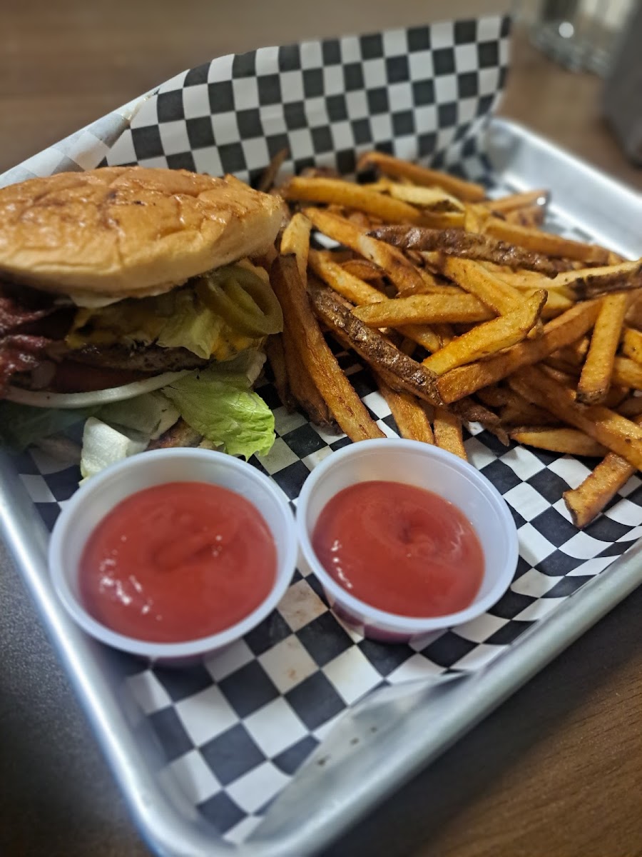The Hubcap Cafe Photo 5