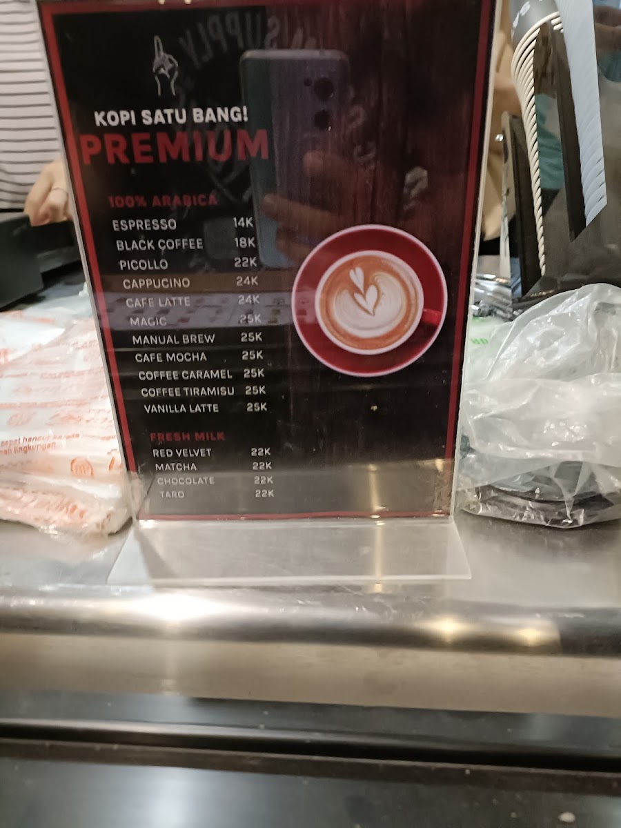 Kopi Satu Bang Haurgeulis @ Hood HGL Photo Menu 3