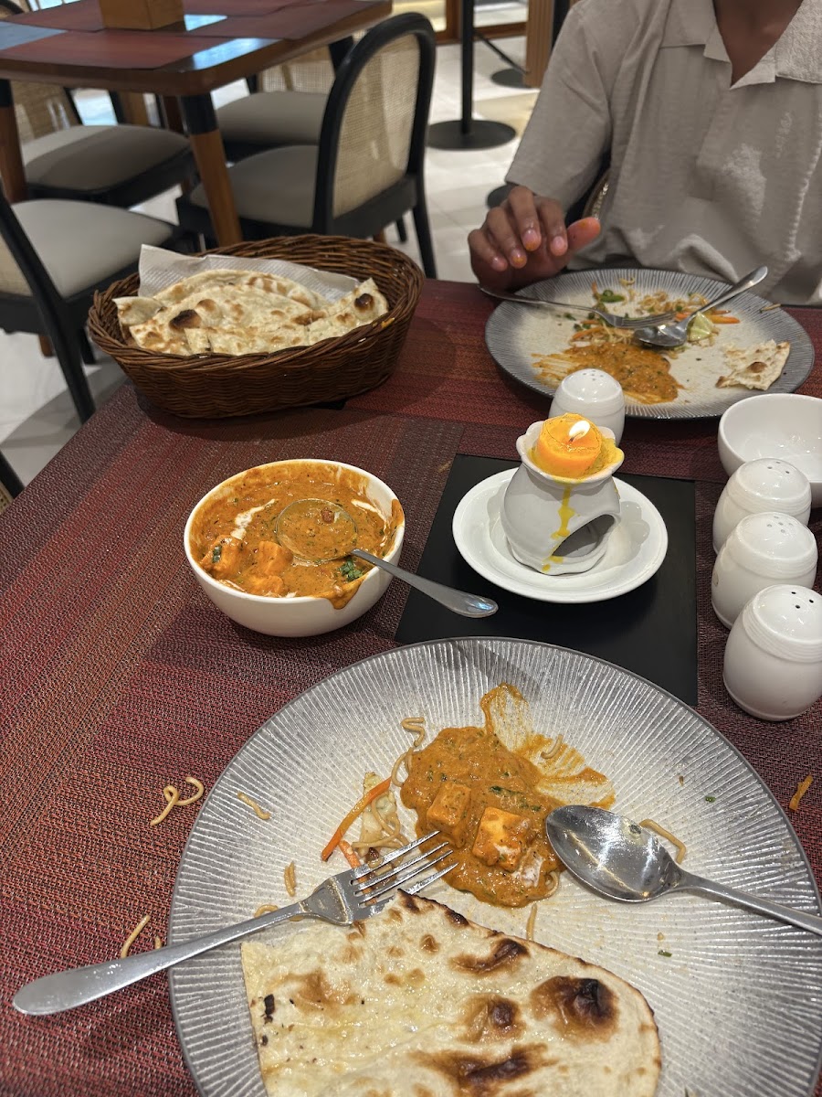 Supreme Indian restaurant n bar Photo 2