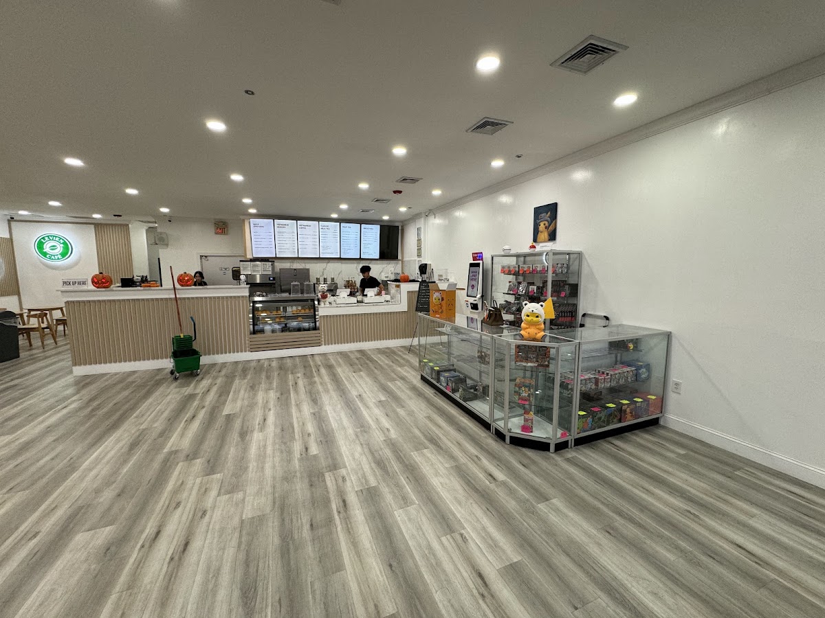LEViEN Café