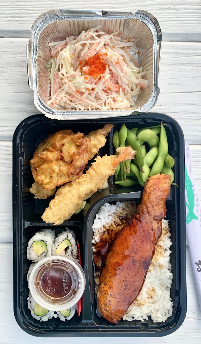 Zakura’s Takeaway Photo 2