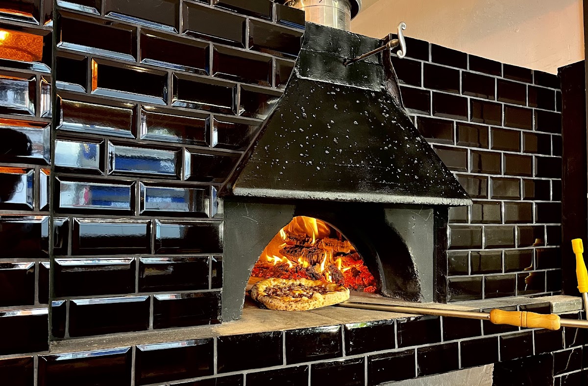 WONDER PIZZA Au Feu de Bois Photo 4