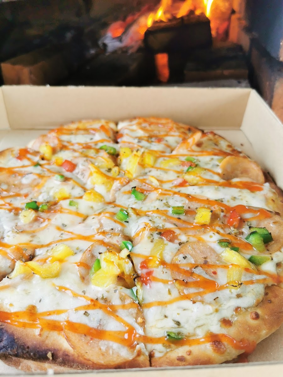 Tukang Pizza Kayu Api Photo 7