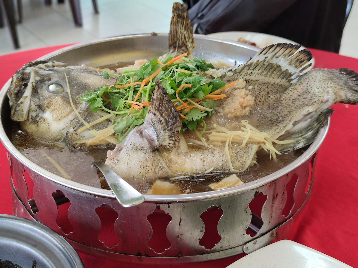 Kuala Selangor Hometown Restaurant 瓜雪乡下海鲜饭店 Photo 5