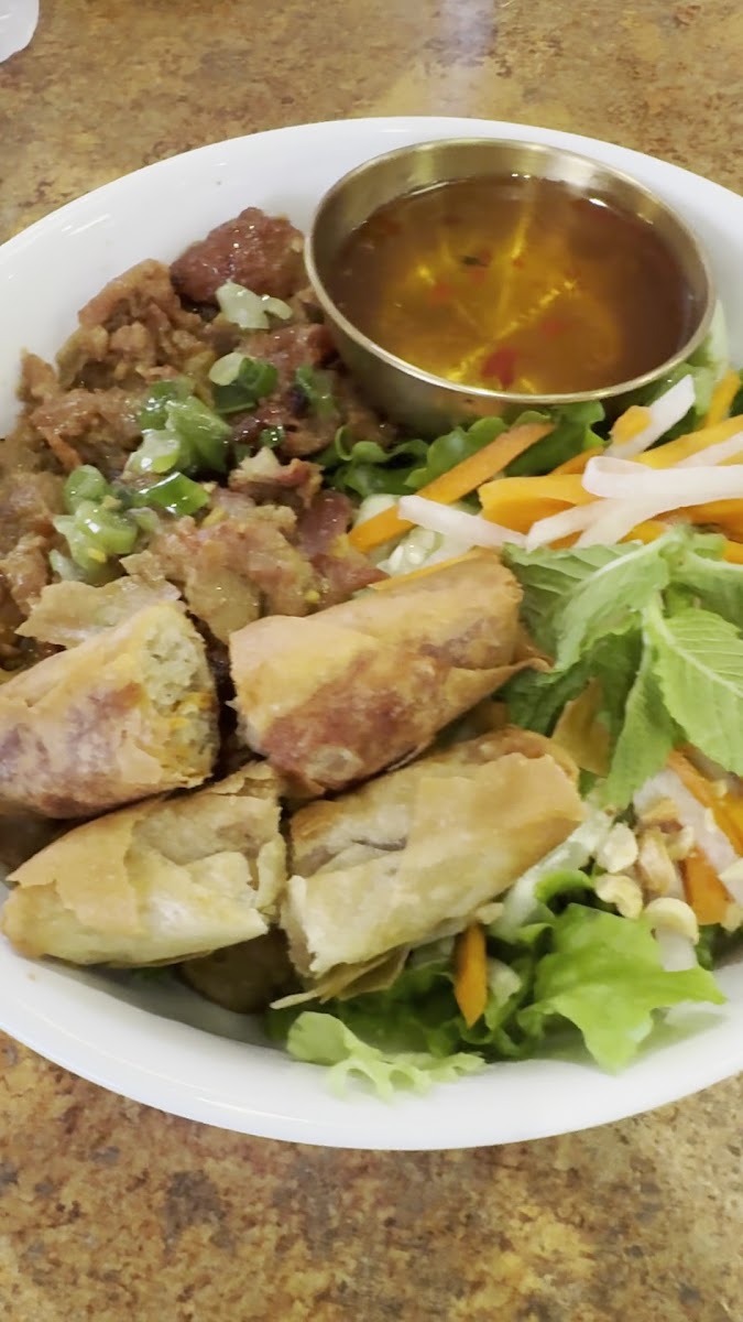 Fresh Bowl Restaurant Photo 2