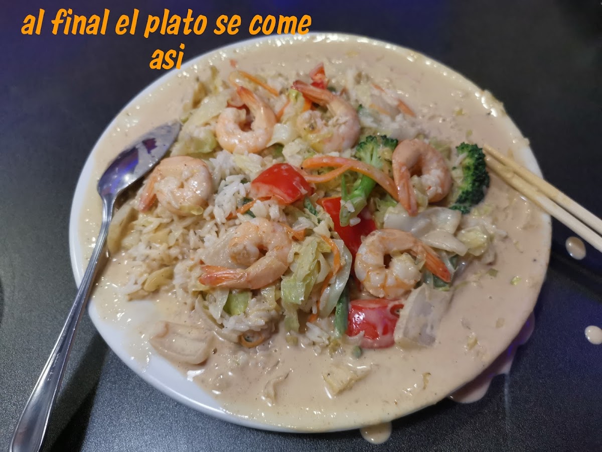MOMO Badajoz Noodles Sushi