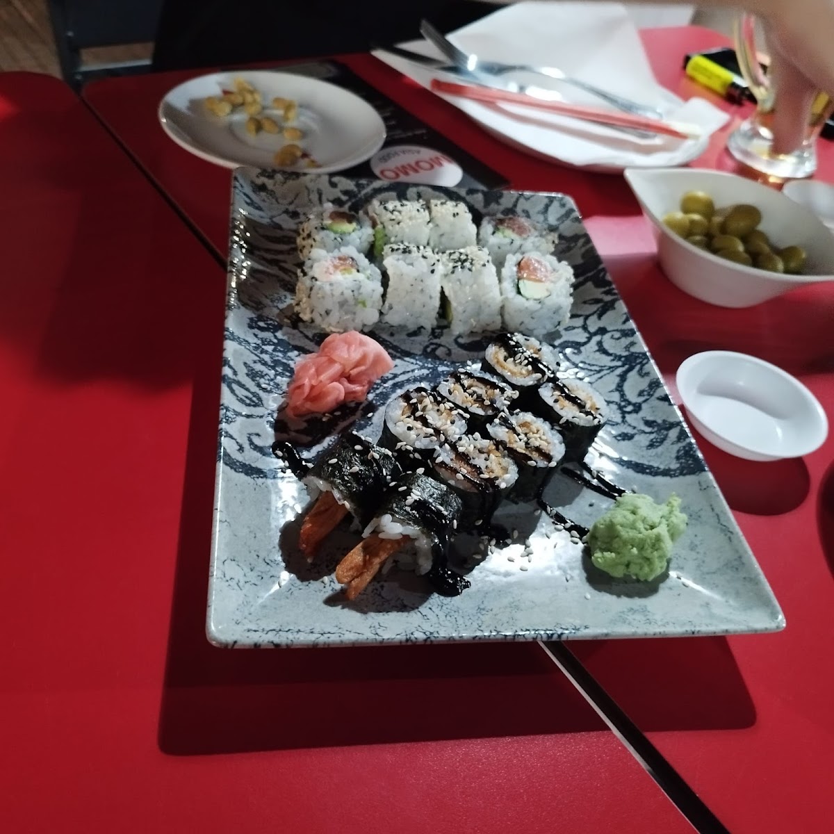 MOMO Badajoz Noodles Sushi Photo 5