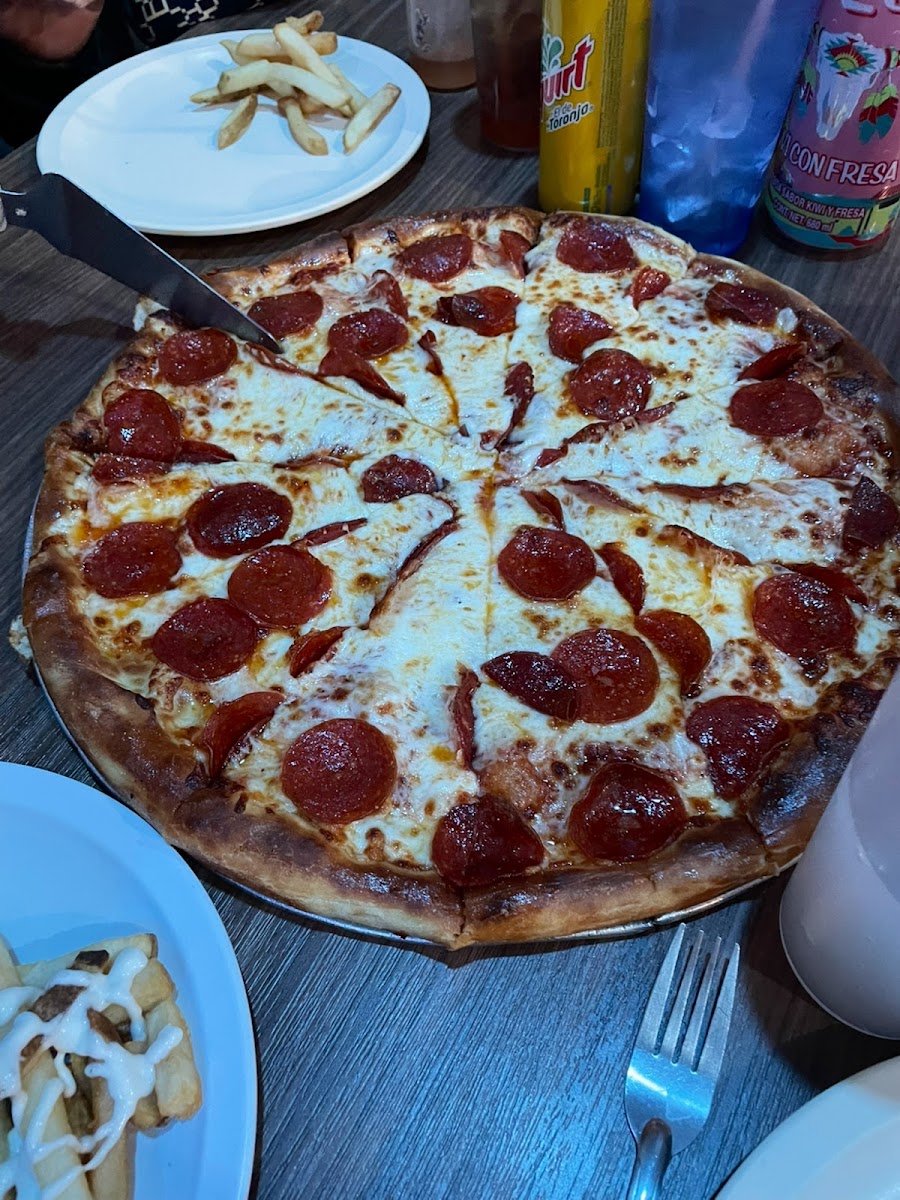 Pizzas and beer sucursal calz. Monterrey Photo 8