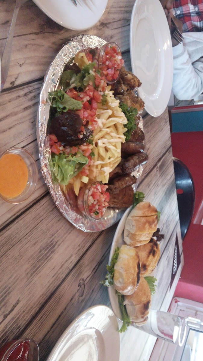 Mojo’s on Davenport Photo 6