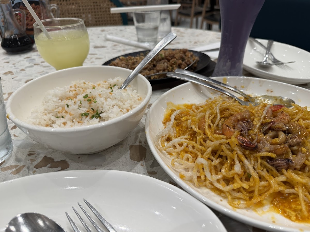 Manam Comfort Filipino | Lucky Chinatown Mall | Manila Photo 4
