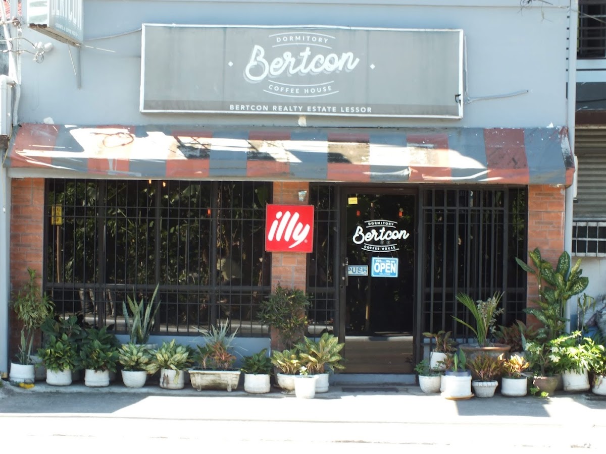 Bertcon Dormtel & Coffee House