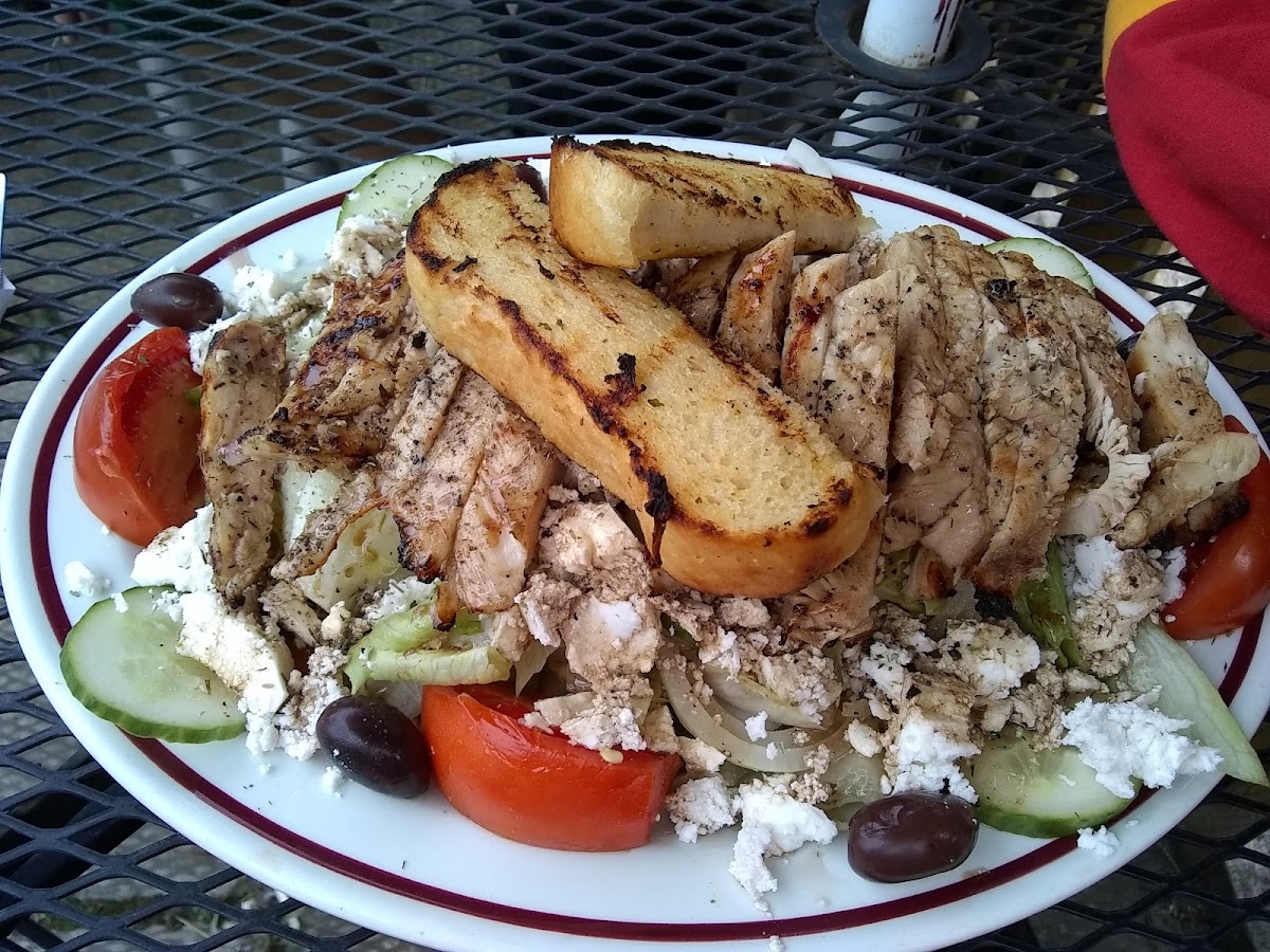 Tommy's Grill & Bar Photo 6