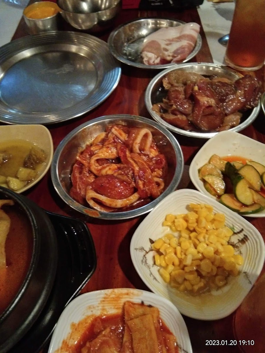 Jinja Korean Resto Photo 5