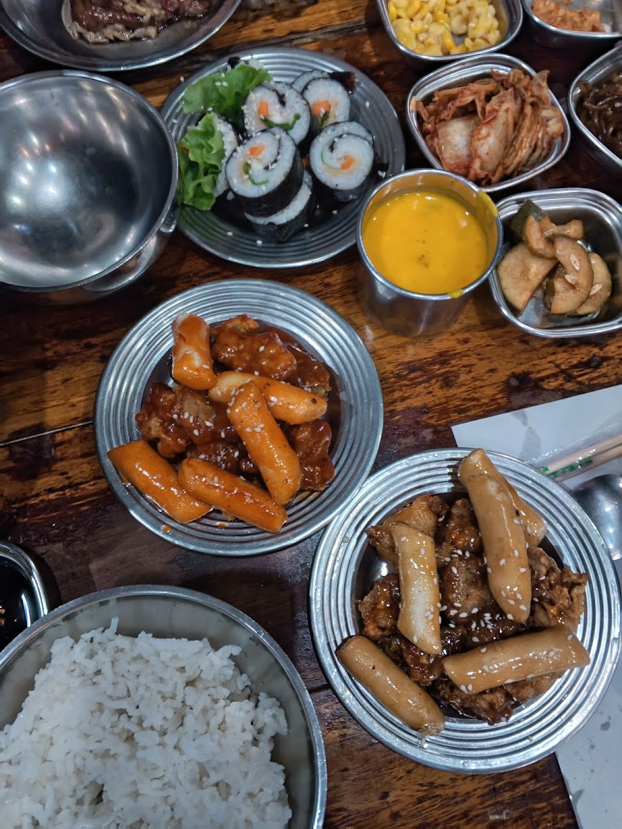 Jinja Korean Resto Photo 7