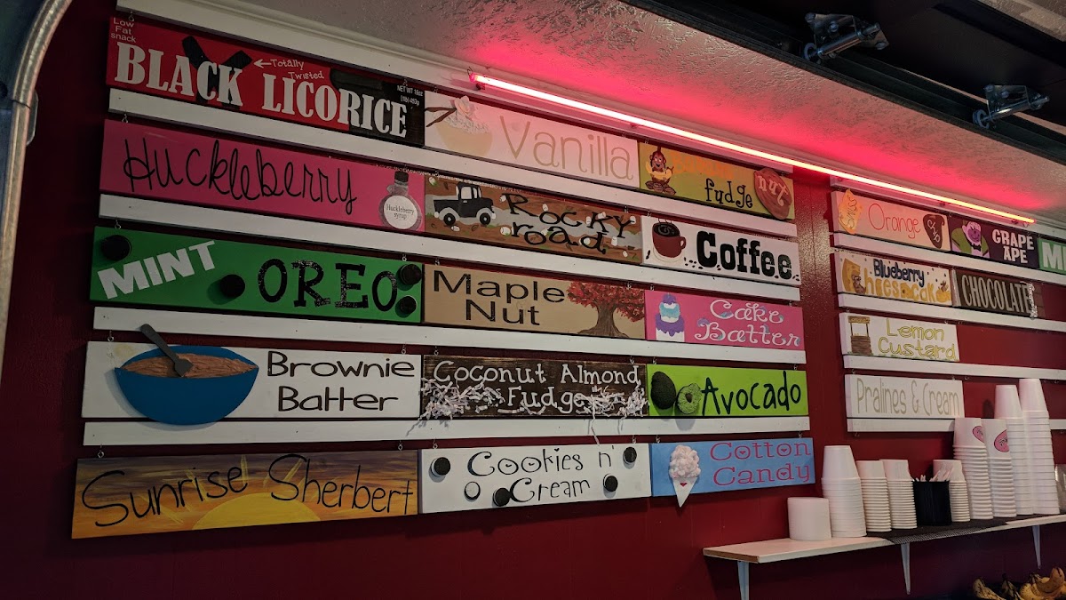 Delsa's Ice Cream Parlour Photo Menu 10