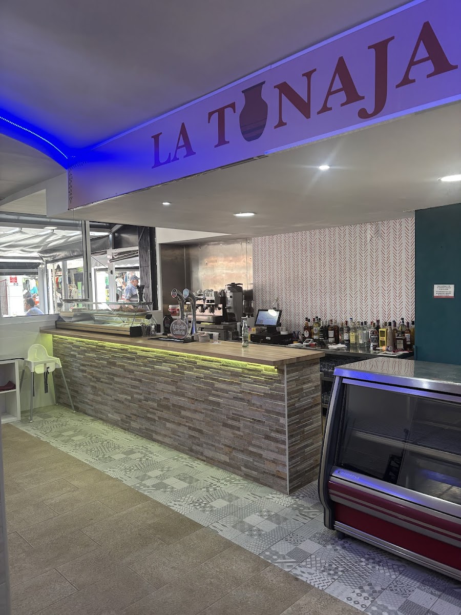 Bar Restaurante La Tinaja Photo 3