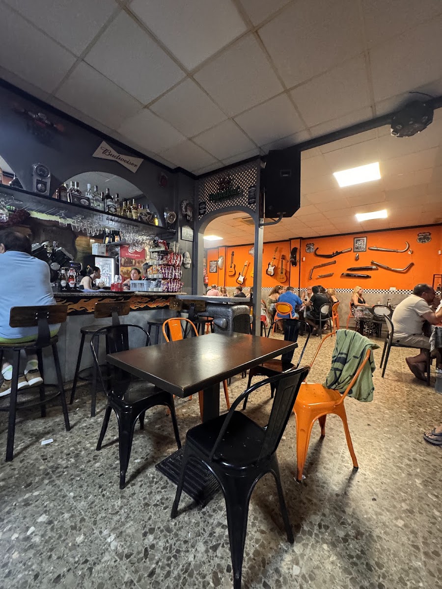 Café Racer Photo 4