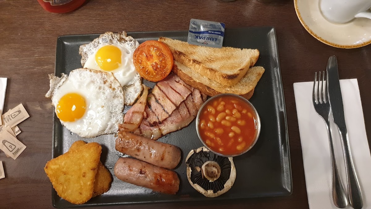 London Road Bar & Grill Photo 7