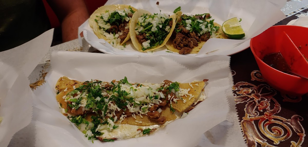 El Pueblito Restaurant Mexican American Grill Photo 6