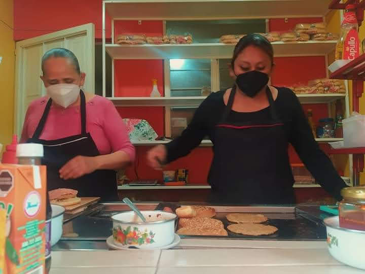 Hamburguesas doña Mary Photo 3