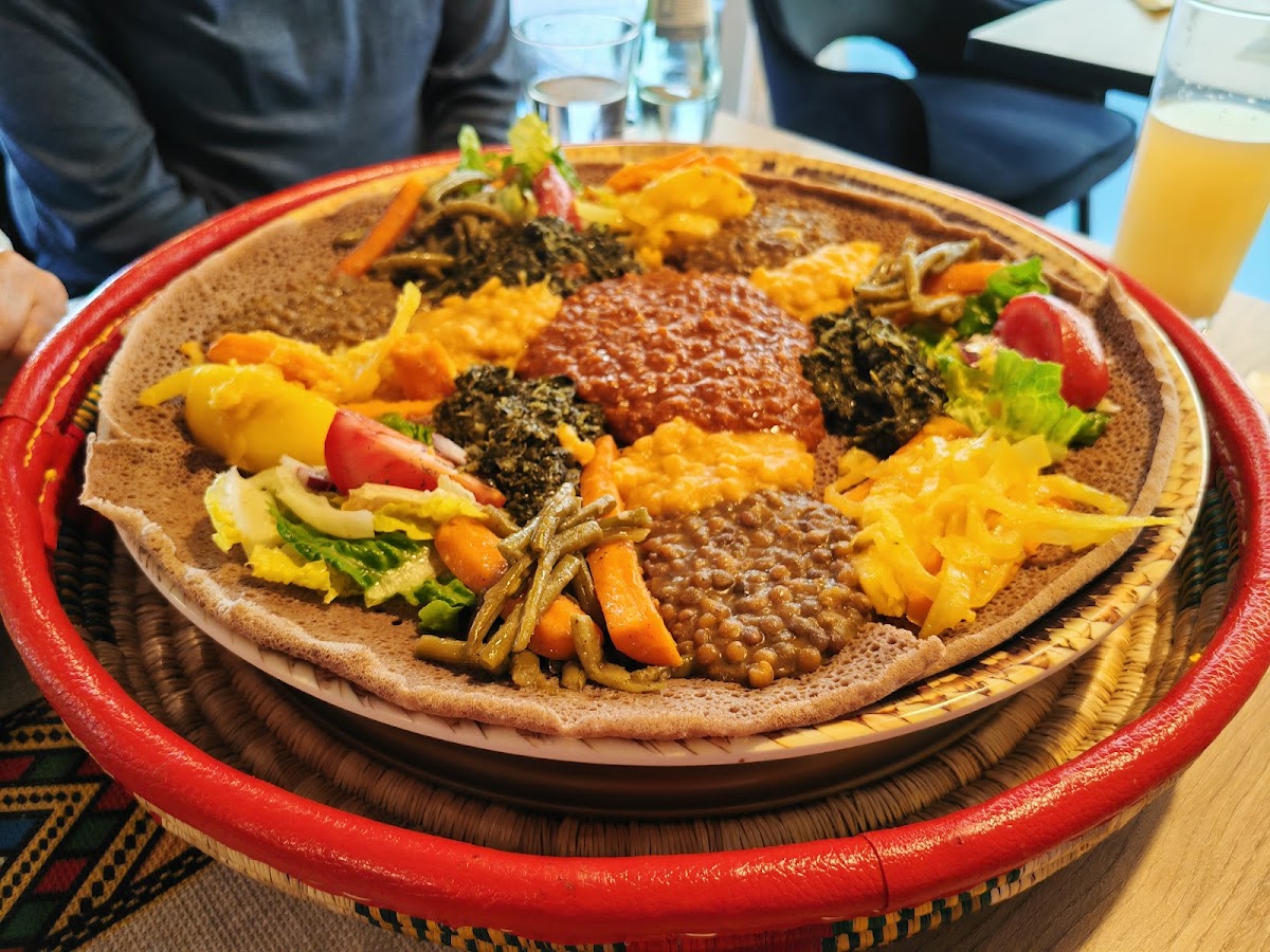 Temesgen Simmern Photo 4