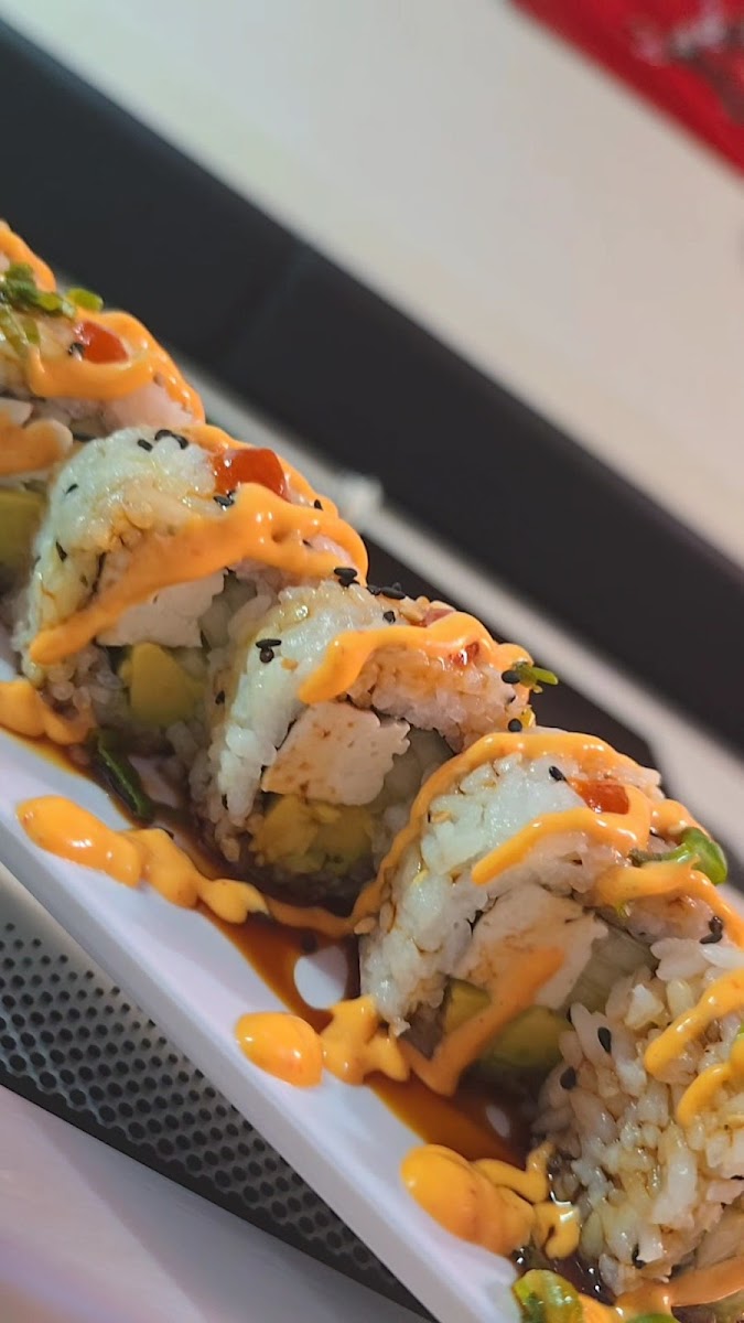 Wakame Sushi & Asian Fusion Photo 6
