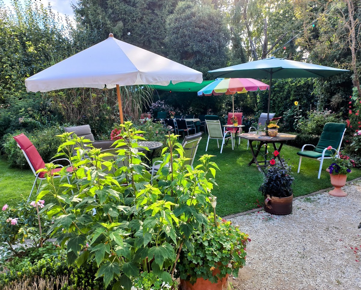 Café-Garten Mariannenhof Photo 4