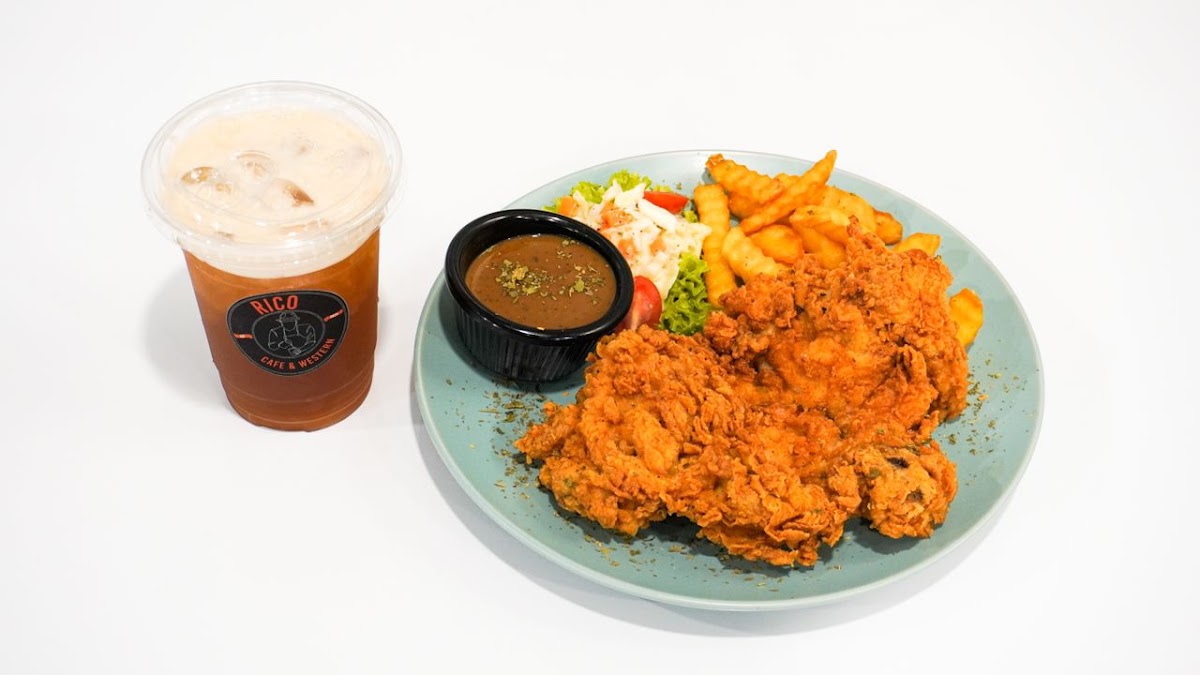 RICO CAFE & WESTERN Photo 3