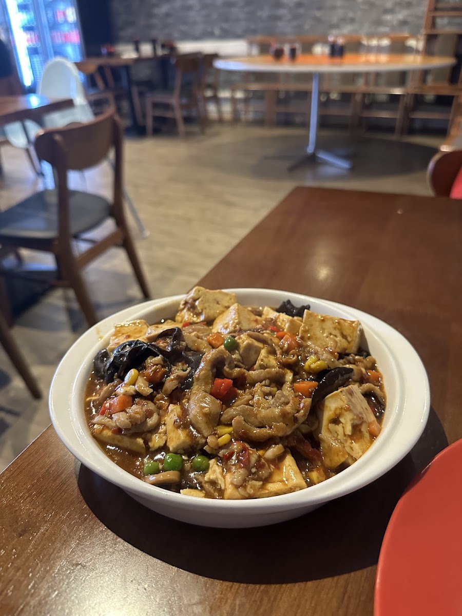 Yang Yang Noodle & Dumpling Photo 5