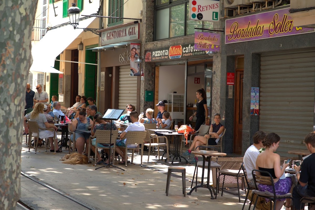 Pizzeria el Món Photo 6