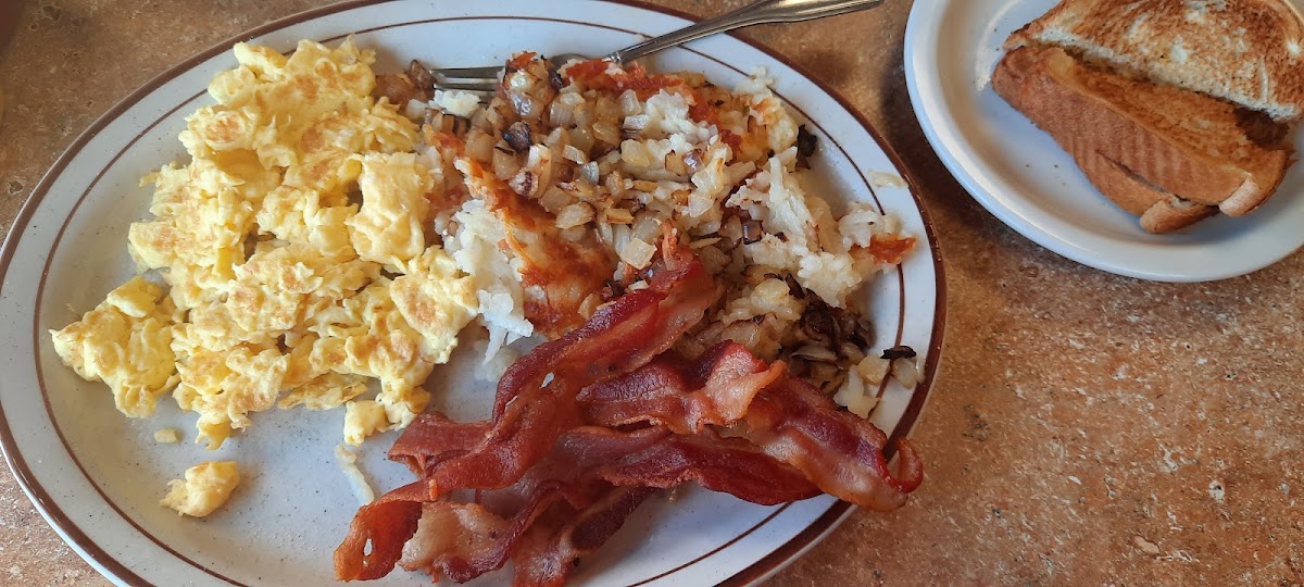 Red Star Diner - Temperance, MI Photo 10