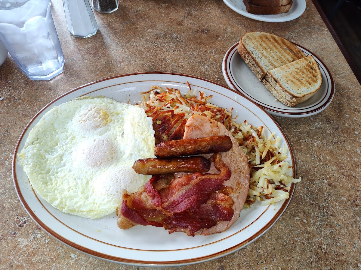 Red Star Diner - Temperance, MI Photo 4