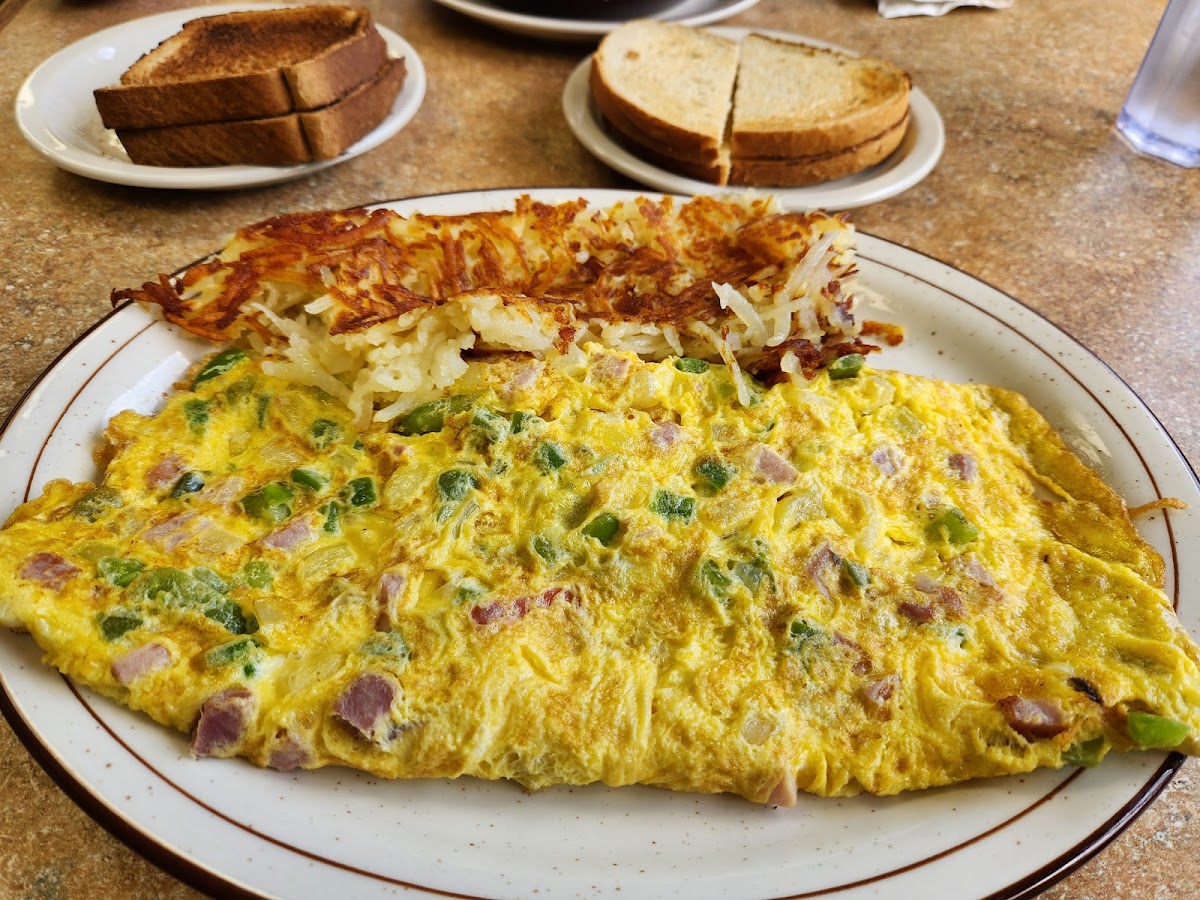 Red Star Diner - Temperance, MI Photo 7