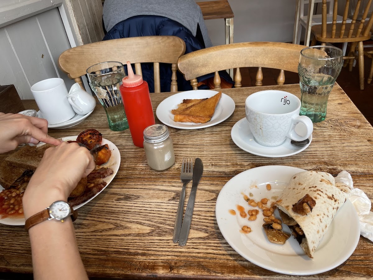 Granny's Cafe Photo 10