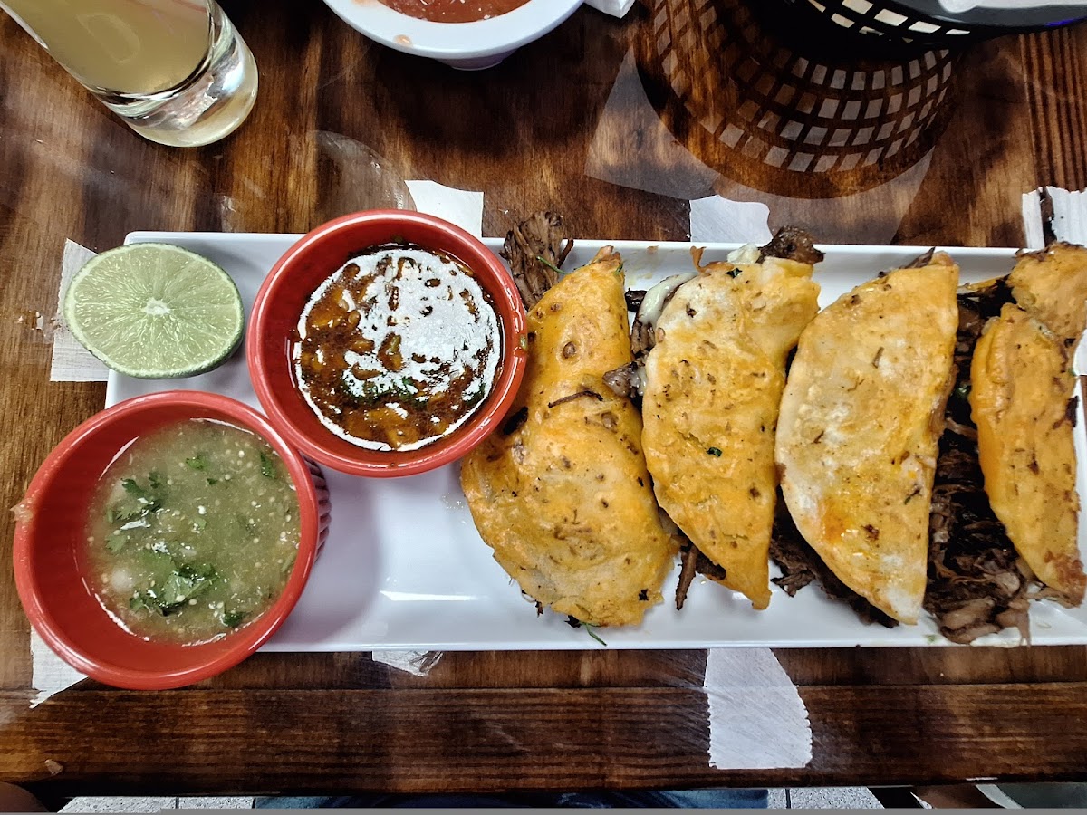 David's Santa Fe Mexican Grill Photo 10