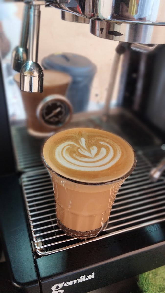 TEPAK KAFE 'X' Bricktop Photo 2